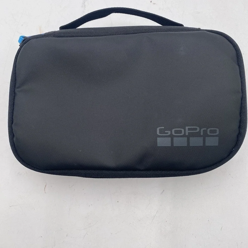 GoPro - Casey LITE Lightweight Camera Case Black Zip Around ONLY VGC